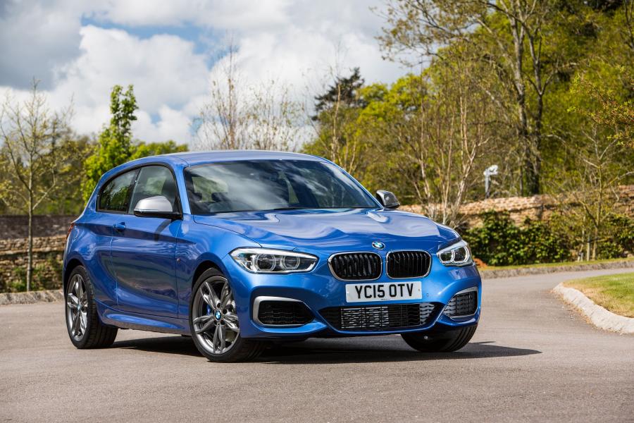  BMW M135i 3-Door 2015 года  (UK) (фото 1 из 4)
